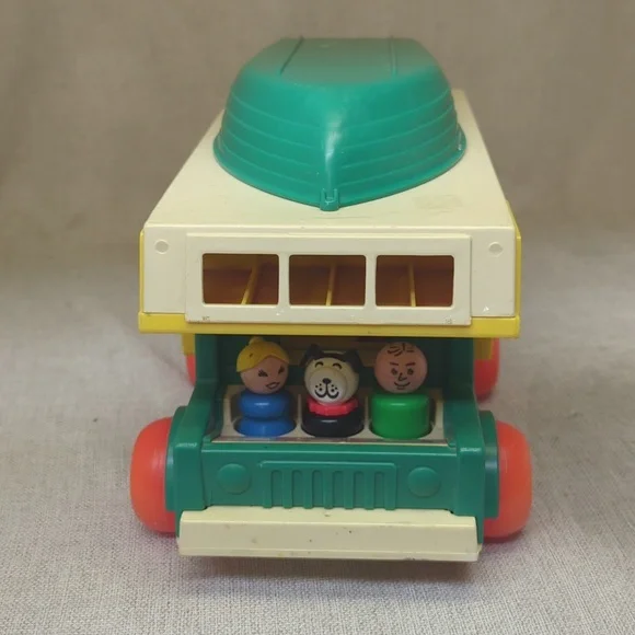 #16 Vintage 1974 Fisher Price Play Family Camper Little People Playset #994